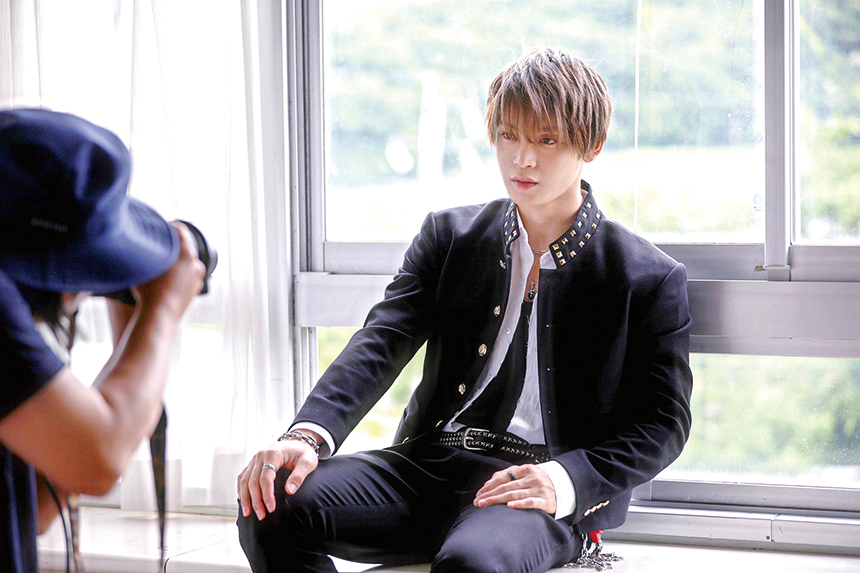 ©LAPONE ENTERTAINMENT JO1(ジェイオーワン)リーダー 與那城 奨