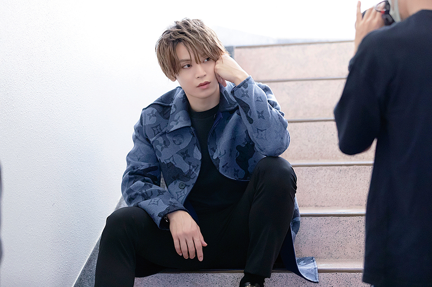 ©LAPONE ENTERTAINMENT JO1(ジェイオーワン)リーダー 與那城 奨