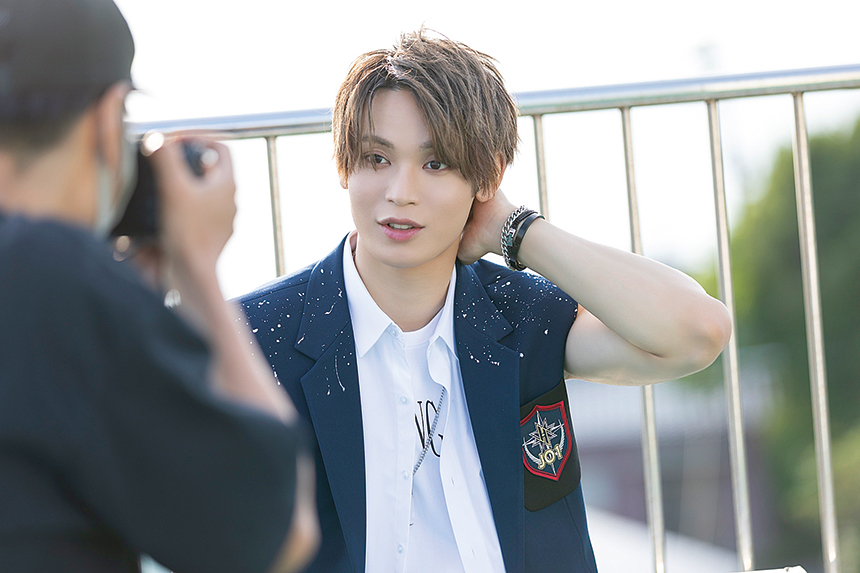 ©LAPONE ENTERTAINMENT JO1(ジェイオーワン)リーダー 與那城 奨